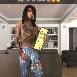 Meet your Posher, Ceejaee